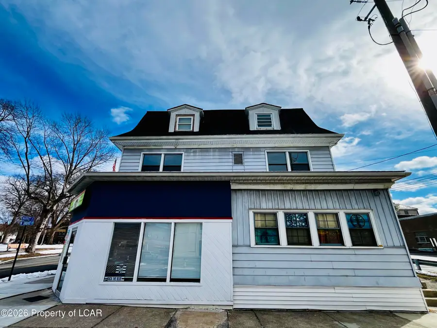 1 W Broad Street, Nanticoke, PA 18634 - #3