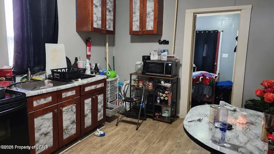 6 Barney Street, Wilkes Barre, PA 18702 - #2