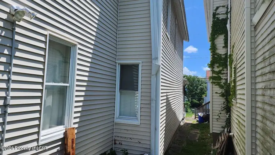 113 Hillside Avenue, Edwardsville, PA 18704 - #3