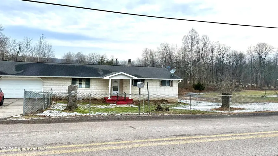 432 Newport Street, Nanticoke, PA 18634 - Image #2