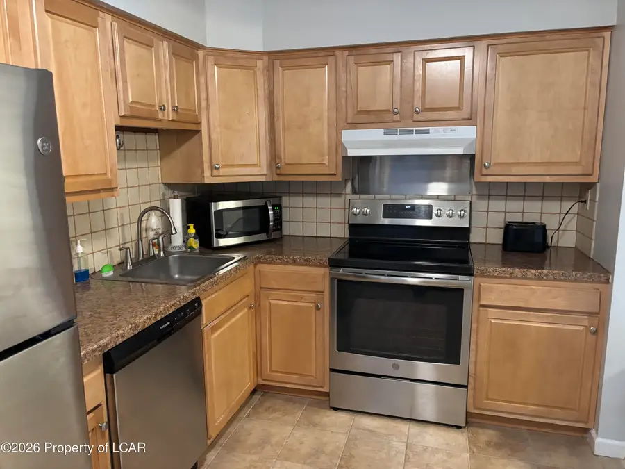 121 N Gates Avenue, Kingston, PA 18704 - #2