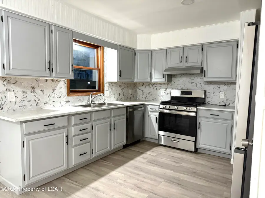 9 Mack Street, Plains, PA 18705 - #3