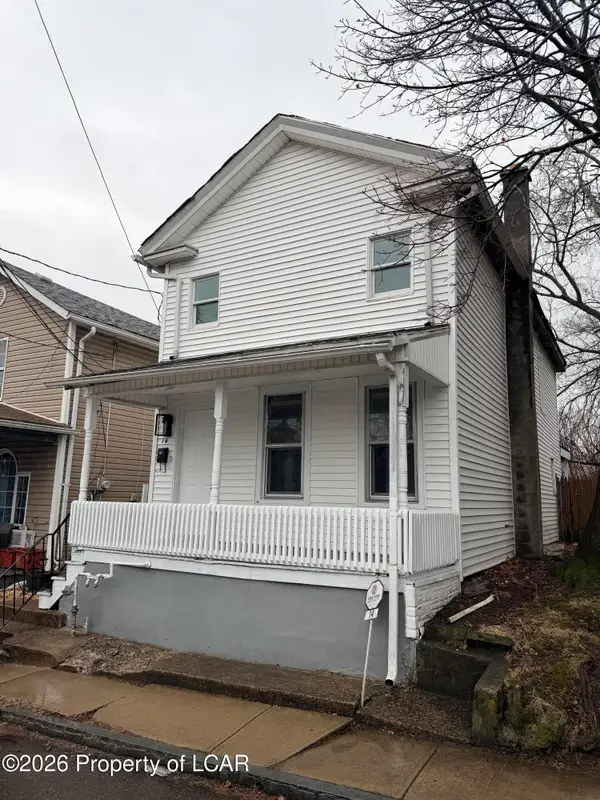 14 Phoenix Street, Wilkes-Barre, PA 18702