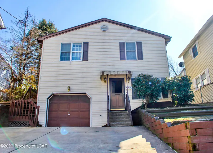 23 W Church Street, Nanticoke, PA 18634 - #2