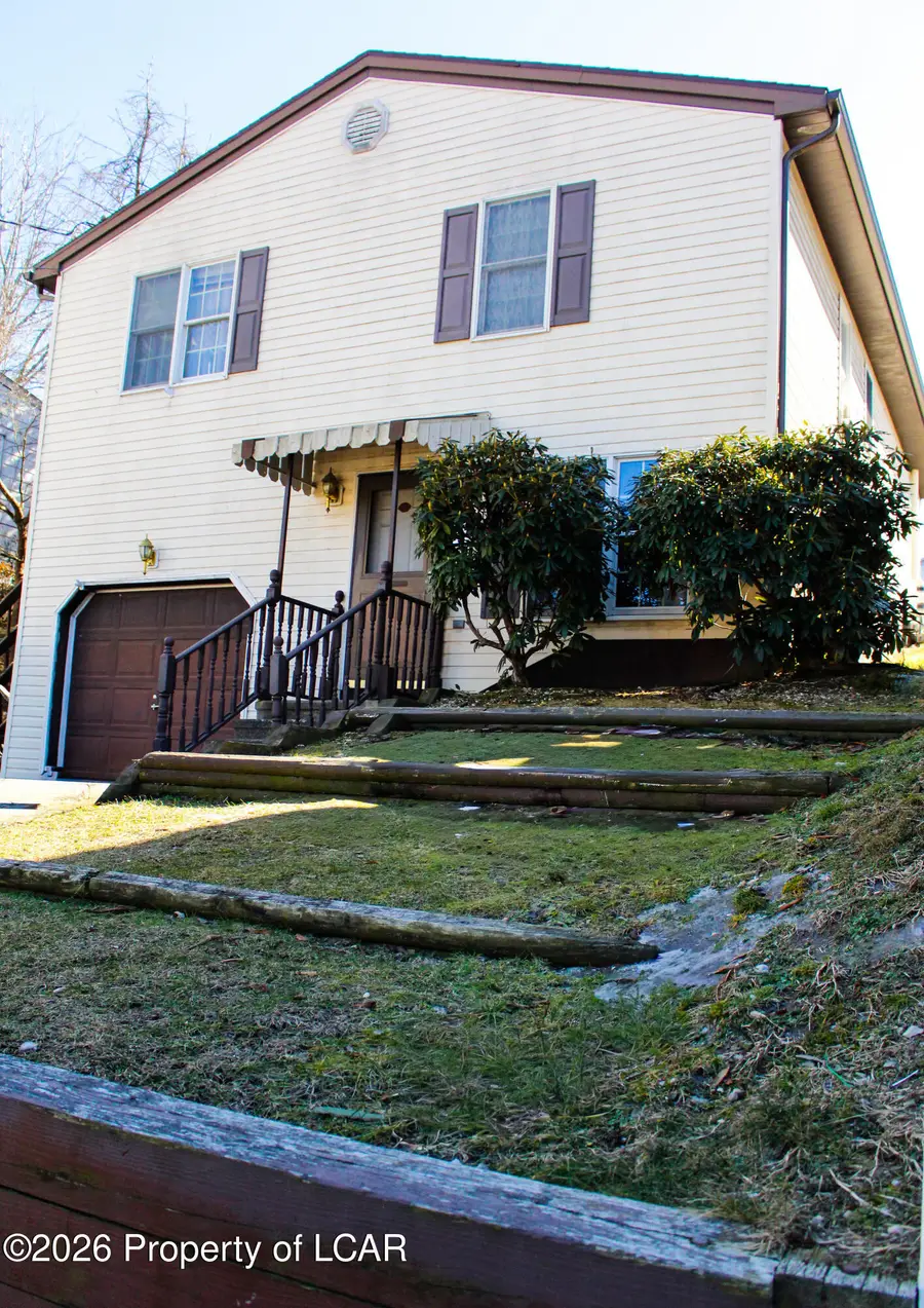 23 W Church Street, Nanticoke, PA 18634 - #3