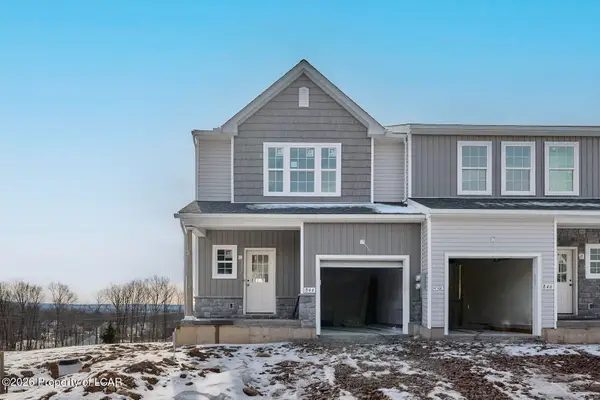 844 Champions Drive, Drums, PA 18222