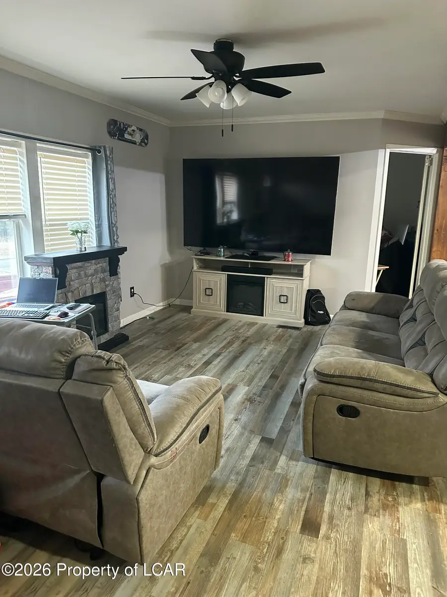 665 Sparrow Drive, Shavertown, PA 18708 - #3