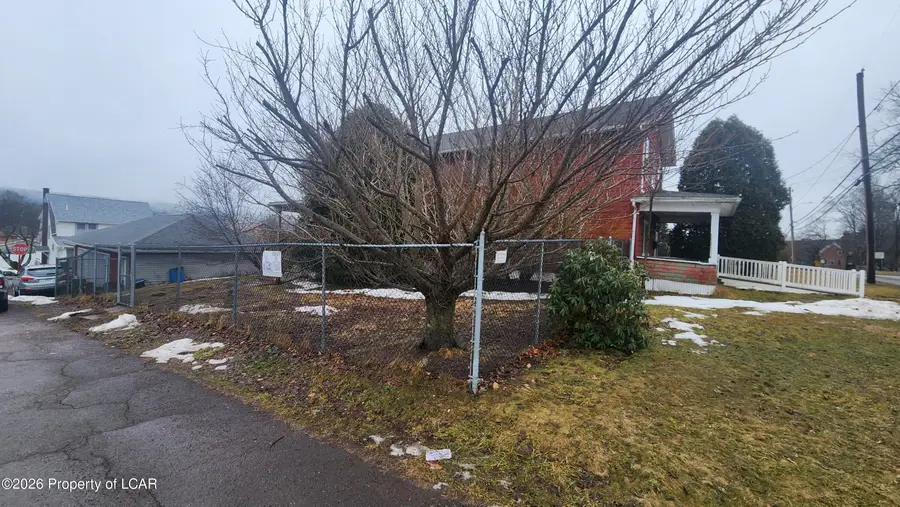 434 E Main Street, Weatherly, PA 18255 - #3