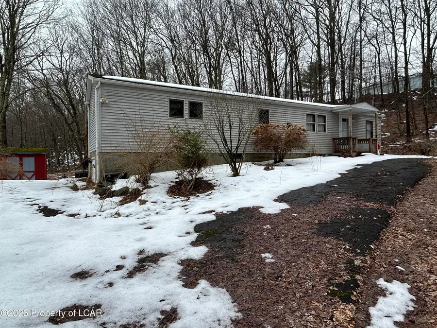 103 Lochinvar Road, Greeley, PA 18425 - #2