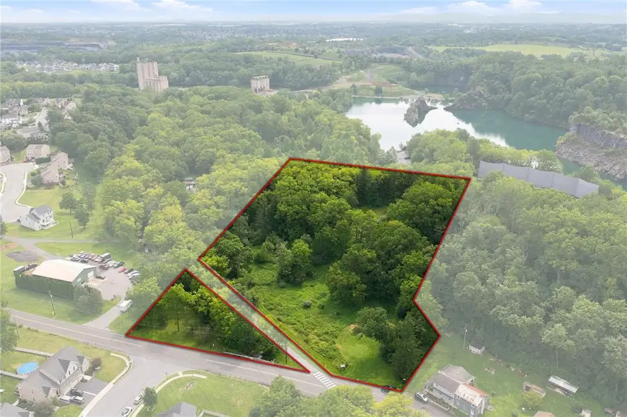 2270 Quarry Street, Coplay, PA 18037 - #3