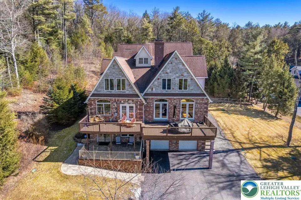 235 Plantation Drive, Franklin, PA 18235 - Image #1