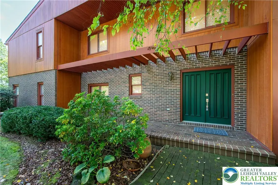 3908 Short Hill Drive, Allentown, PA 18104 - Image #2