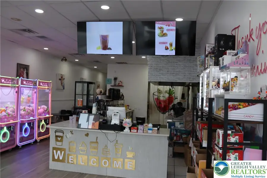 2241 Macarthur Road #3, Fullerton, PA 18052 - Image #2