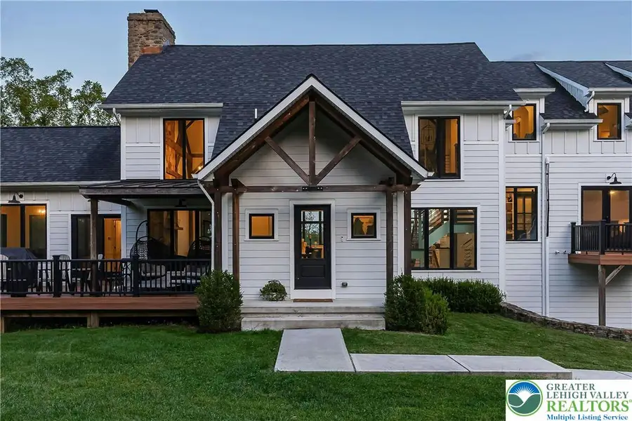 3689 Fire Lane, Lower Saucon Township, PA 18015 - Image #3