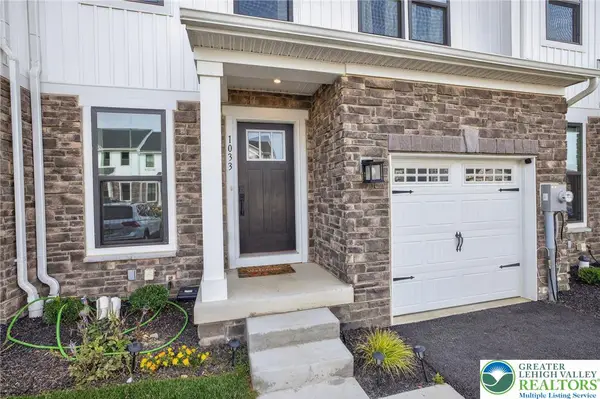 1033 Watson Court, Upper Macungie Twp, PA 18051