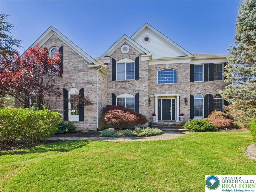 4221 Jeanette Drive, Bethlehem Township, PA 18020 - Image #2