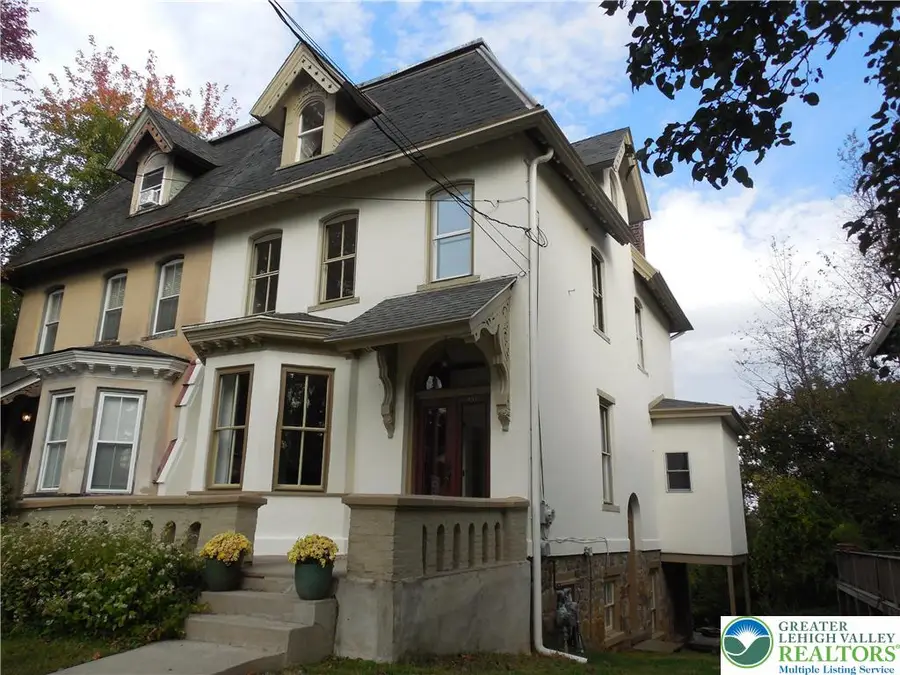 451 Brighton Street, Bethlehem, PA 18015 - Image #2
