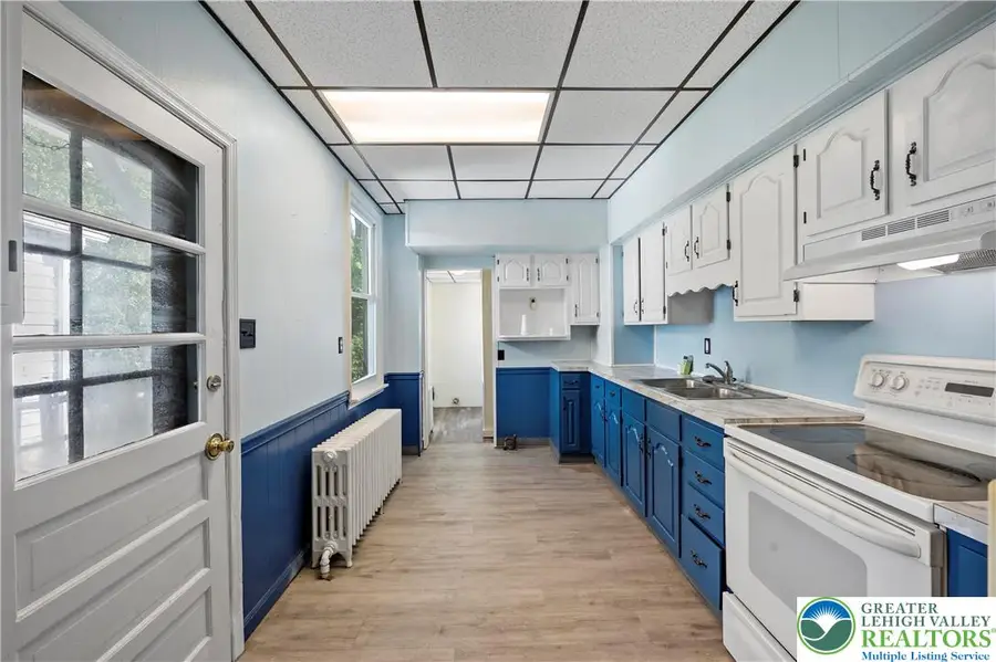 1042 Butler Street, Easton, PA 18042 - Image #3