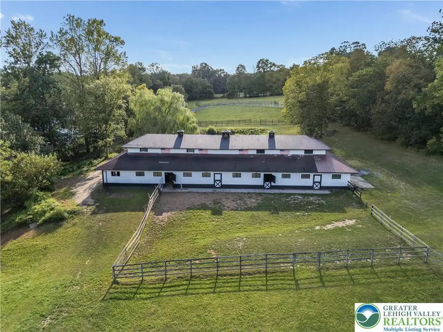 1855 Ridge Road, Upper Mount Bethel, PA 18013 - Image #3