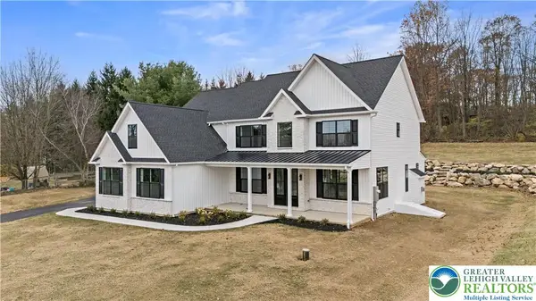 901 Renaldi Road, Bushkill Twp, PA 18091