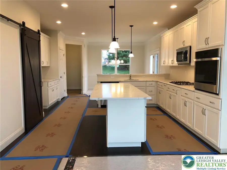 590 Hexenkopf Road, Williams Township, PA 18055 - Image #3