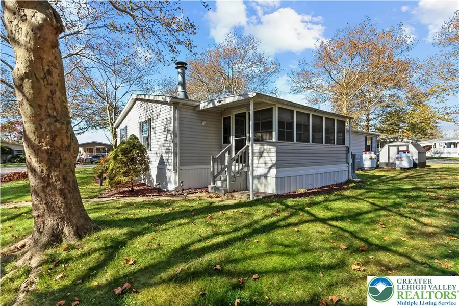 8 Cedar Court, Moore Township, PA 18014 - Image #3