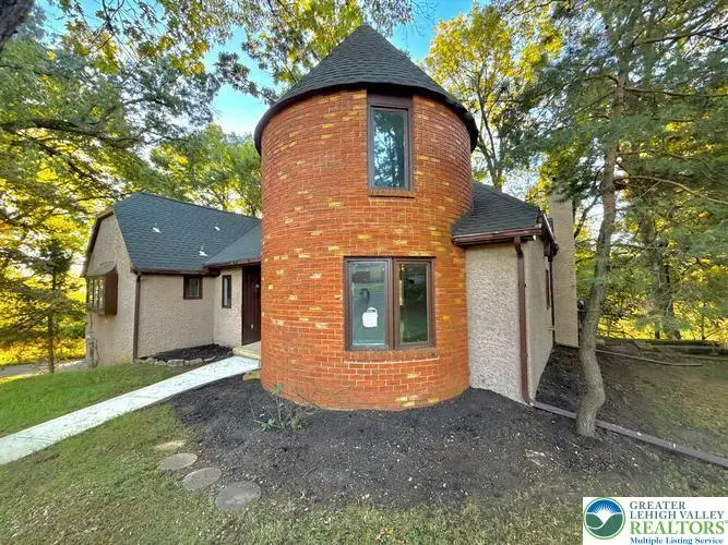 1024 Elm Street, Allentown, PA 18109 - Image #2