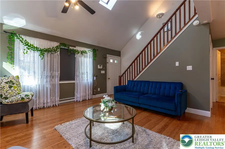 1010 Acorn Lane, Middle Smithfield Township, PA 18302 - Image #3