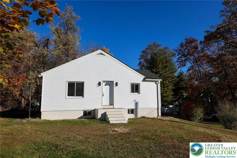 3606 Mccloskey Avenue, Lower Saucon Township, PA 18015 - Image #3