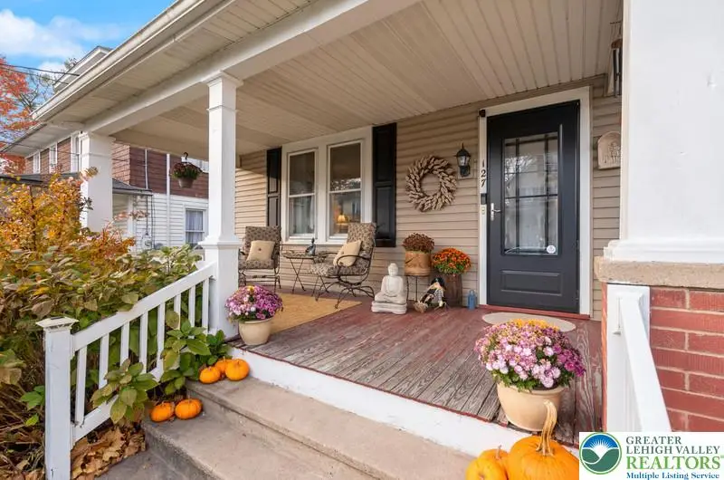 127 Sycamore Road, Riegelsville, PA 18077 - Image #2