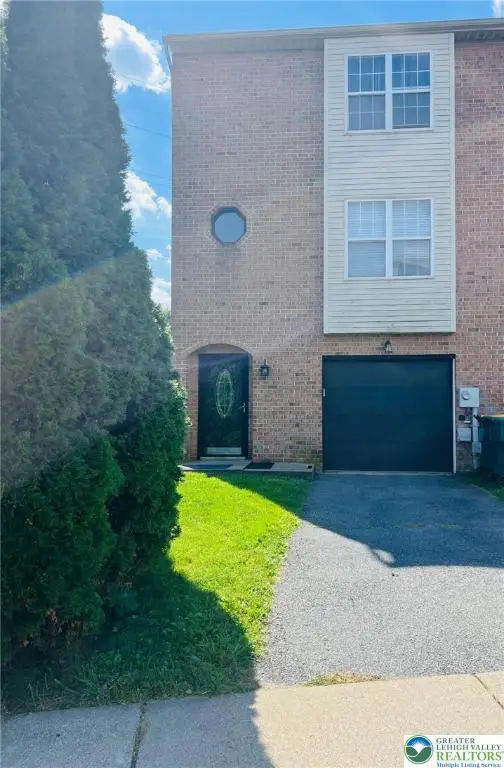 32 Corriere Road, Palmer Township, PA 18045 - Image #1