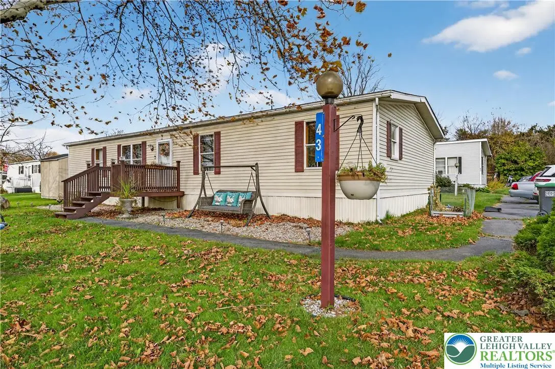 43 Oakwood Court, East Allen, PA 18014 - Image #1