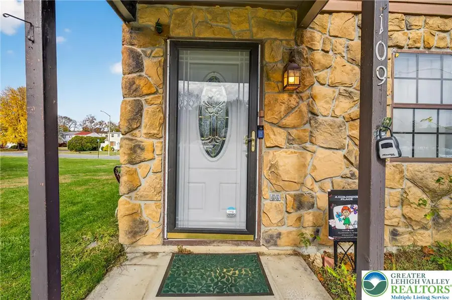 109 Johnson Court, Fullerton, PA 18052 - Image #3