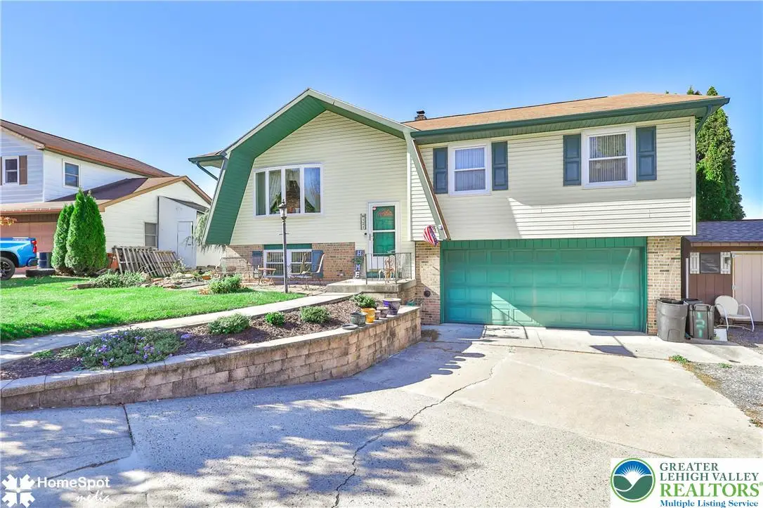 121 Woodcrest Circle, Allentown, PA 18103 - Image #1