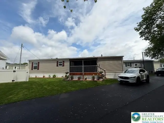 7468 Continental, Trexlertown, PA 18087 - Image #1