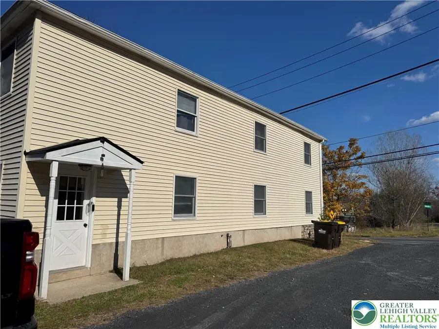 409 Warner Drive, Chestnuthill Township, PA 18353 - Image #2