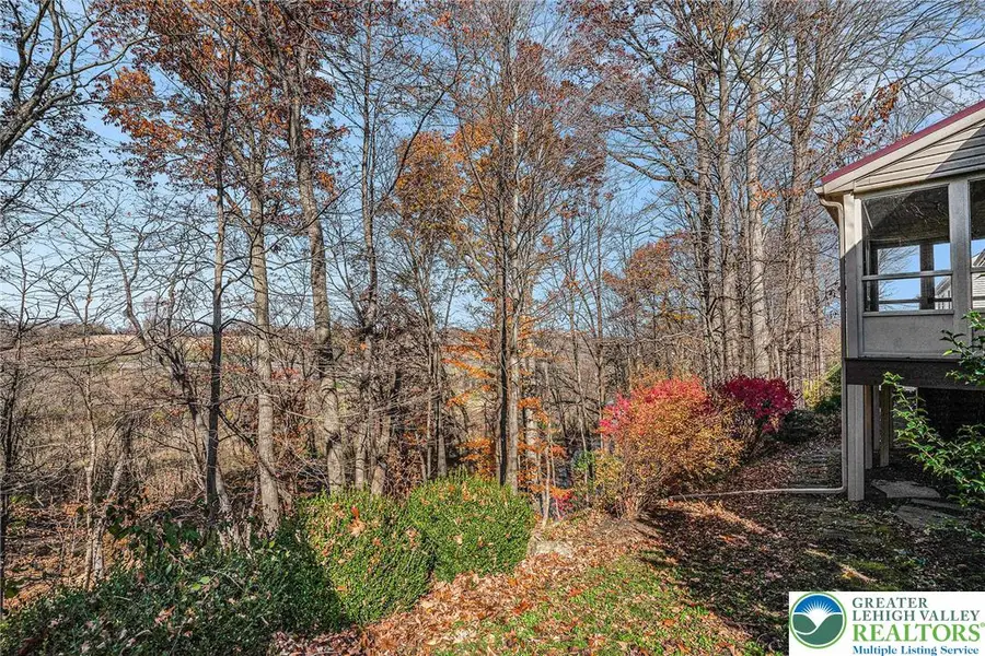 3186 Overlook Drive, Lower Macungie Township, PA 18049 - Image #2