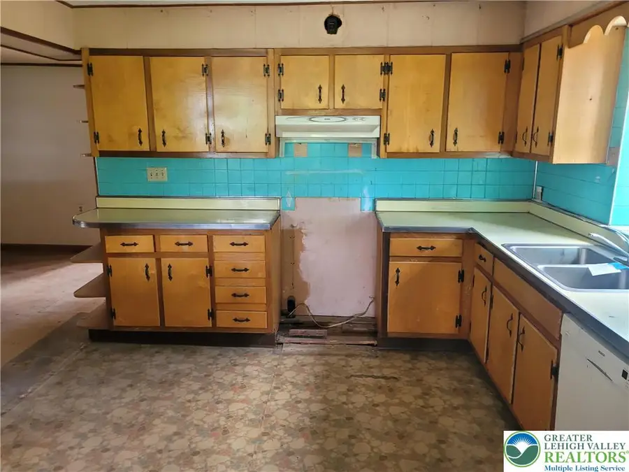 3489 W Walker Road, Lehigh, PA 18088 - #3