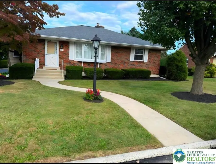 1313 Hemlock Drive, Fullerton, PA 18052 - Image #2