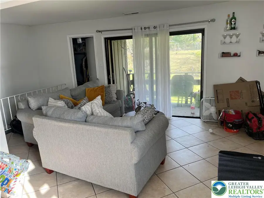 1553 Creekside Road #B2-3, Fullerton, PA 18052 - Image #2