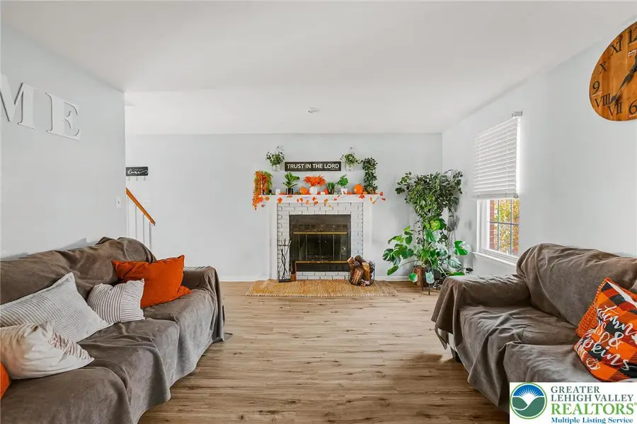 1924 Alberta Drive, Fullerton, PA 18052 - Image #3