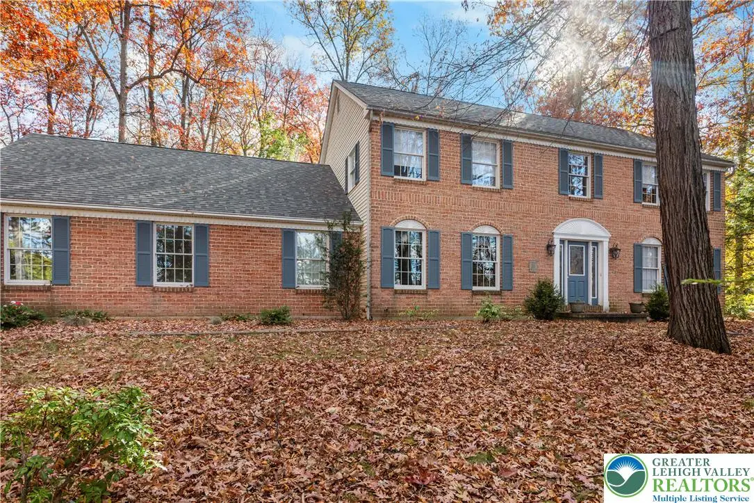 434 Schoeneck Avenue, Bushkill, PA 18064 - Image #1