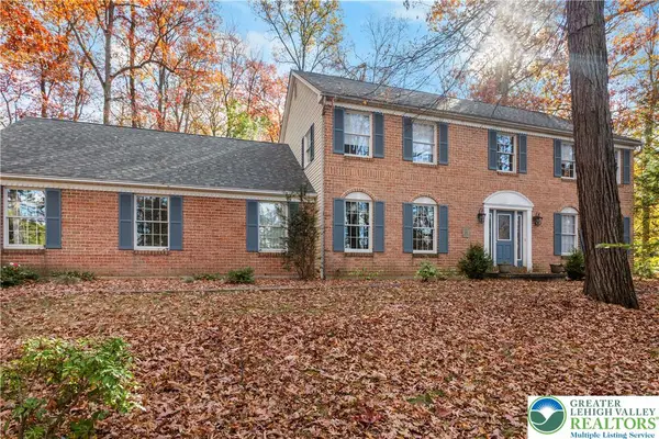 434 Schoeneck Avenue, Bushkill Twp, PA 18064