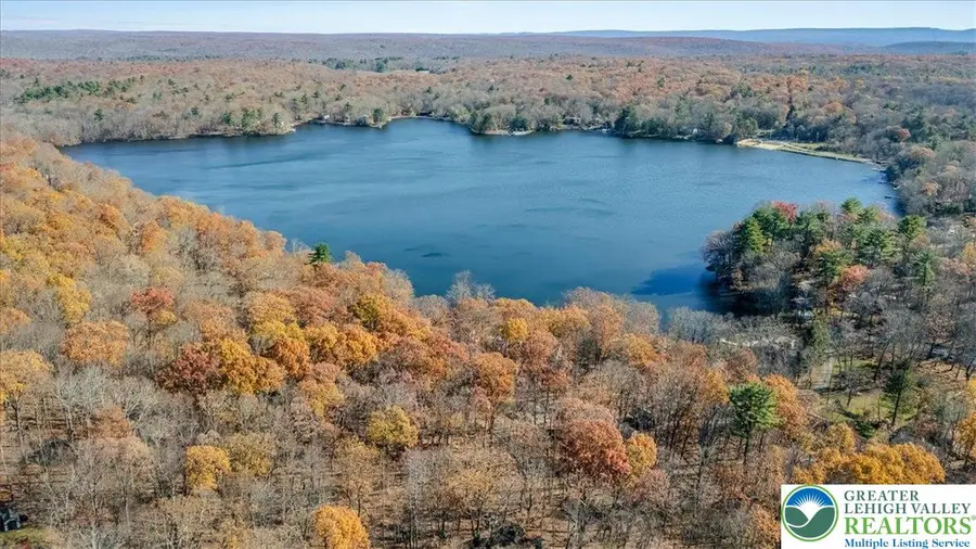 311 Nipper Road, Middle Smithfield Township, PA 18302 - Image #2