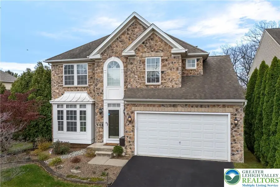 1215 Ciara Drive, Hanover, PA 18017 - Image #2