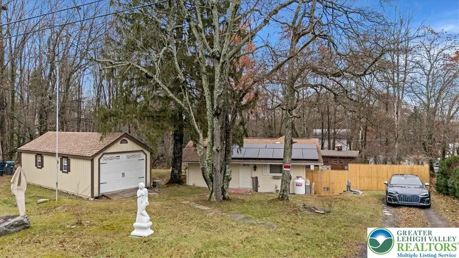 536 Highland Drive, East Stroudsburg, PA 18302 - Image #2