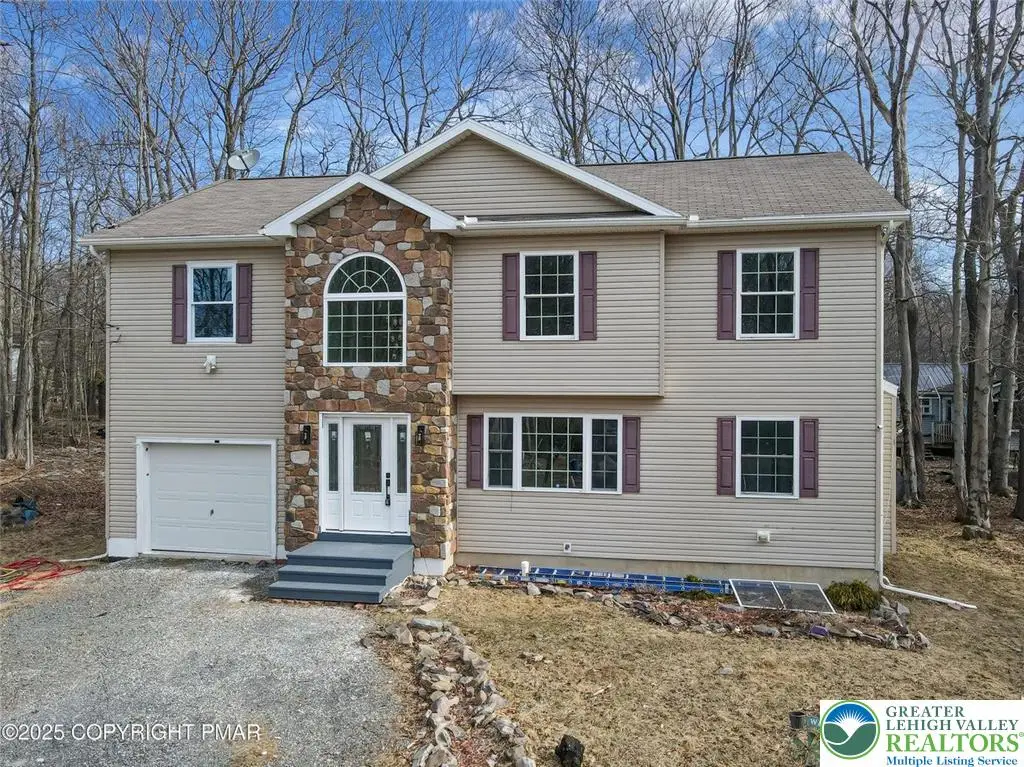 7500 Clearview Terrace, Coolbaugh Township, PA 18466 - Image #1