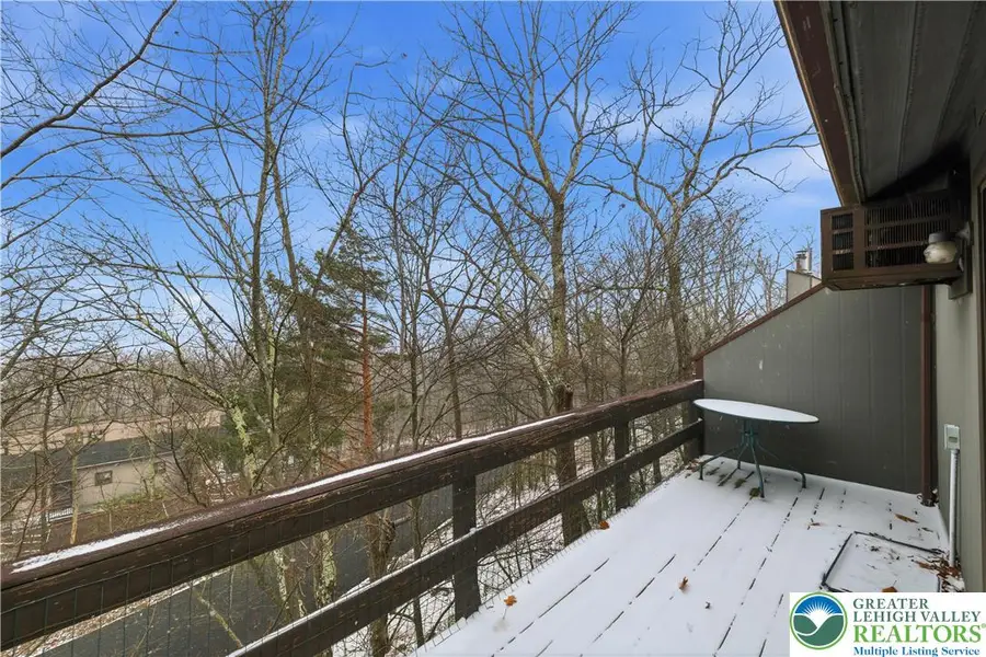 182 Upper Village Way, Tannersville, PA 18372 - Image #3