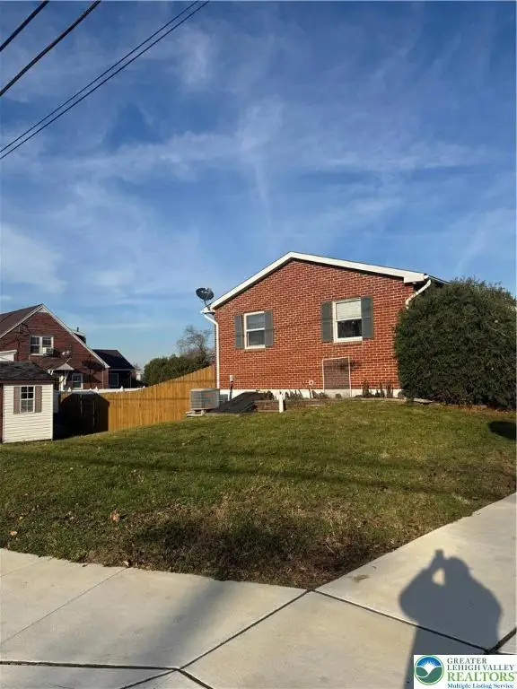 2347 S Law Street, Allentown, PA 18103 - Image #3