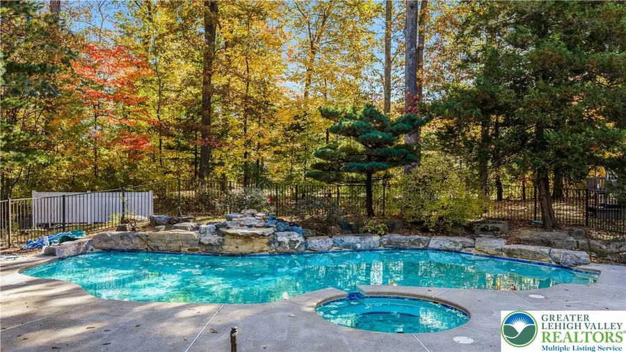 6126 Palomino Drive, Upper Macungie, PA 18106 - Image #2